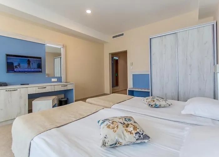 Dit依维卡海滩俱乐部酒店 - 全包 4*