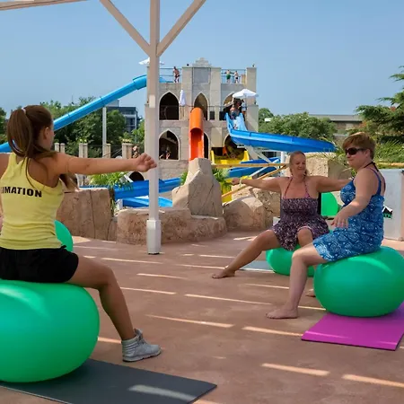 Evrika Club Semesteranläggning (resort) 4*