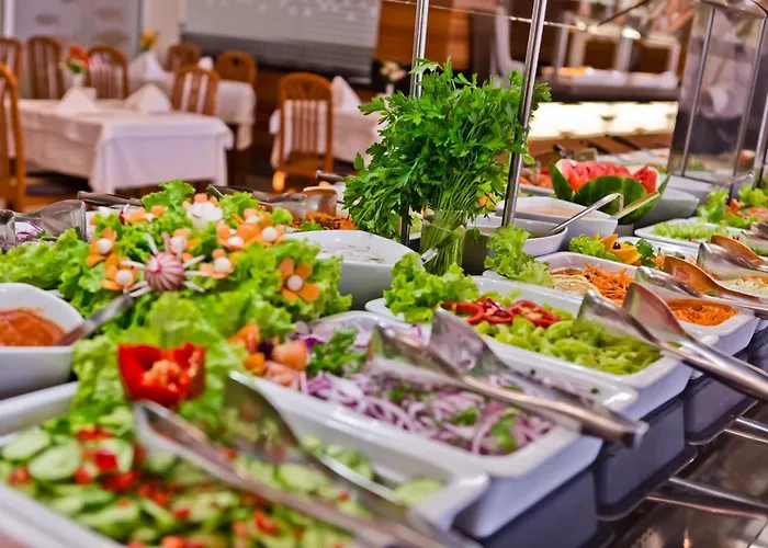 Evrika Club Курортный комплекс Солнечный берег