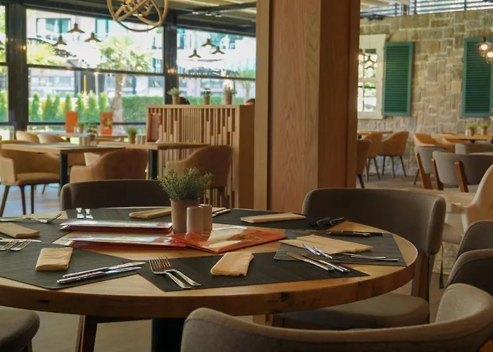 Курортный комплекс Evrika Club 4*